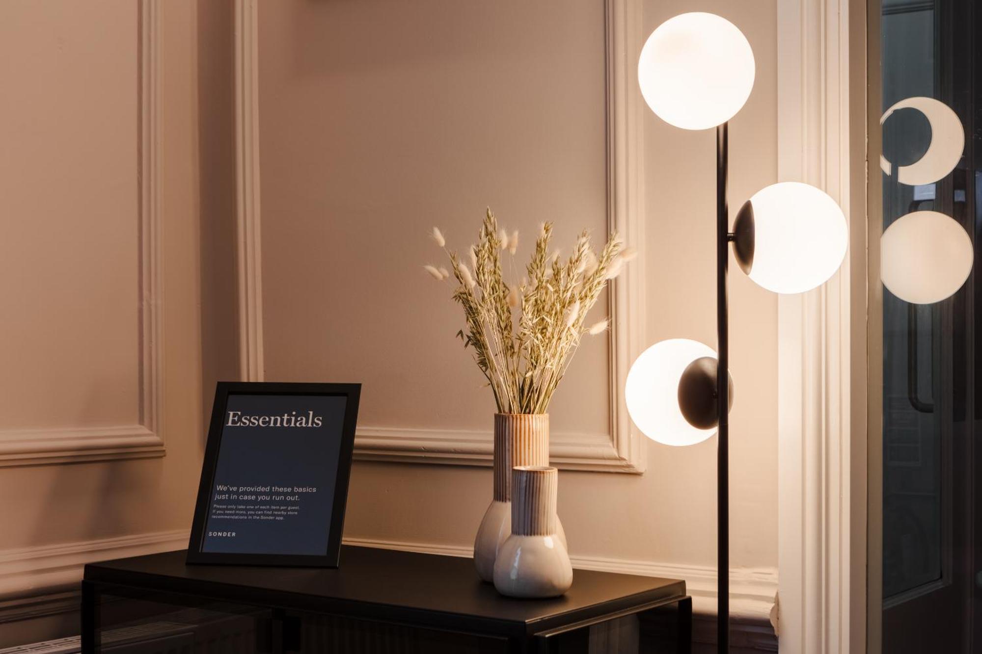 The Earl Hotel Leeson Street, Sonder By Marriott Bonvoy Дублін Екстер'єр фото